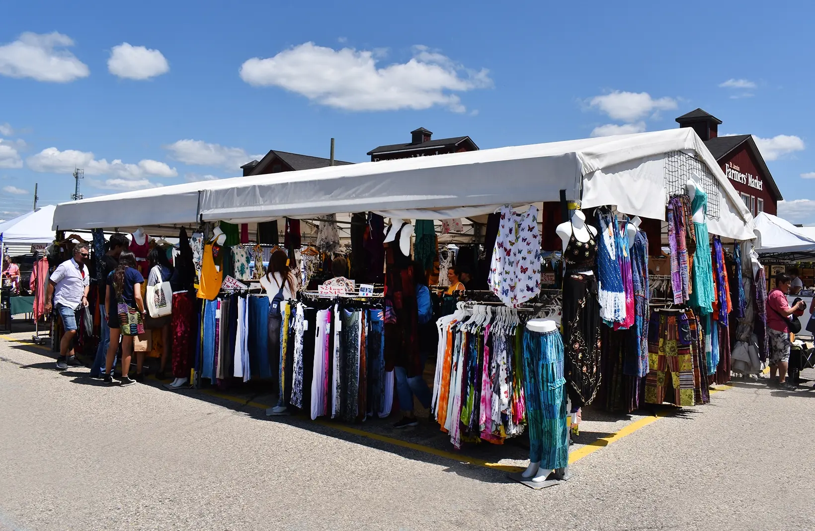 Show tent for garden centres, farmers markets, festivals, community events,  and retail merchandising promotions.