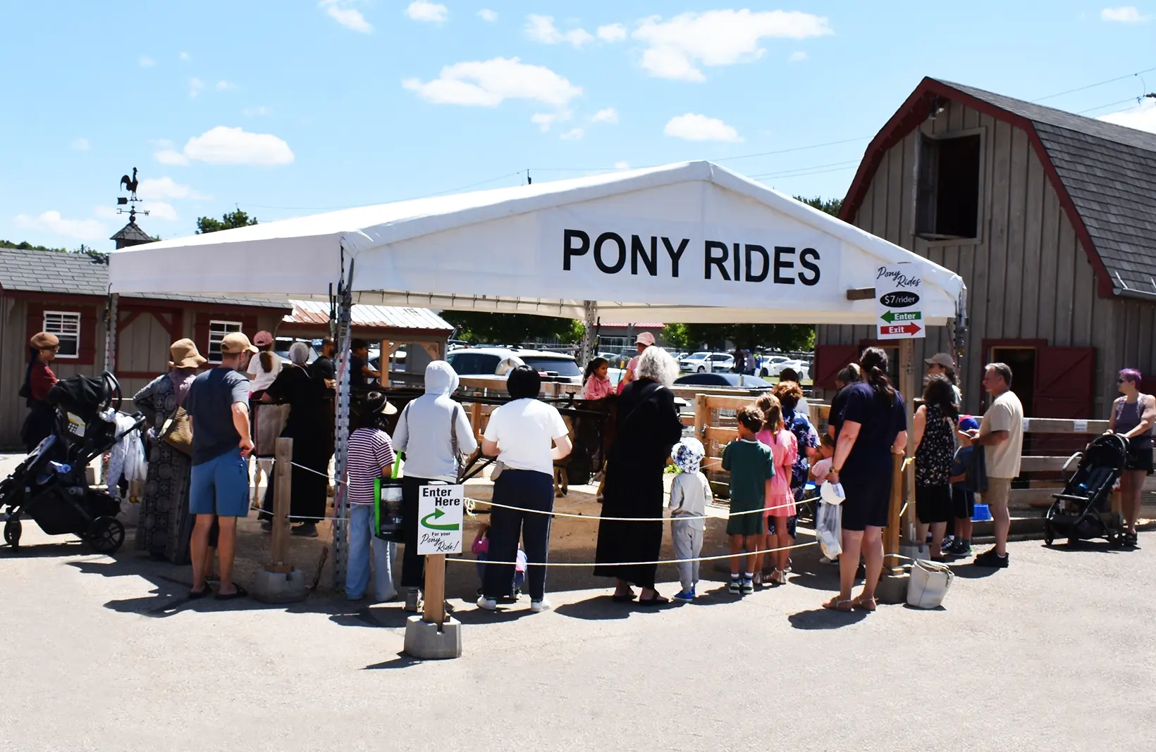 Show tent for garden centres, farmers markets, festivals, community events,  and retail merchandising promotions.